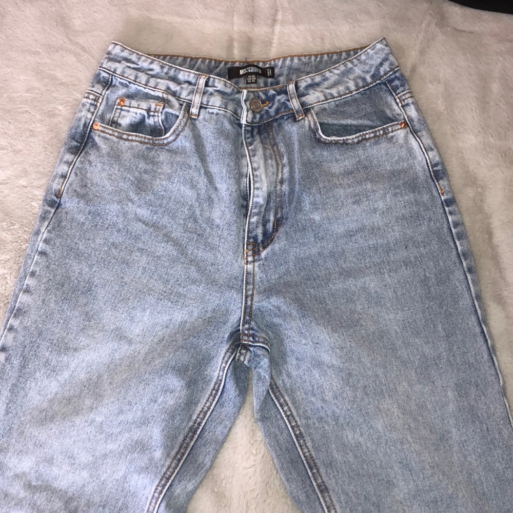 MISSGUIDED Blue Mid Rise Dad Jeans - Picture 2 of 5